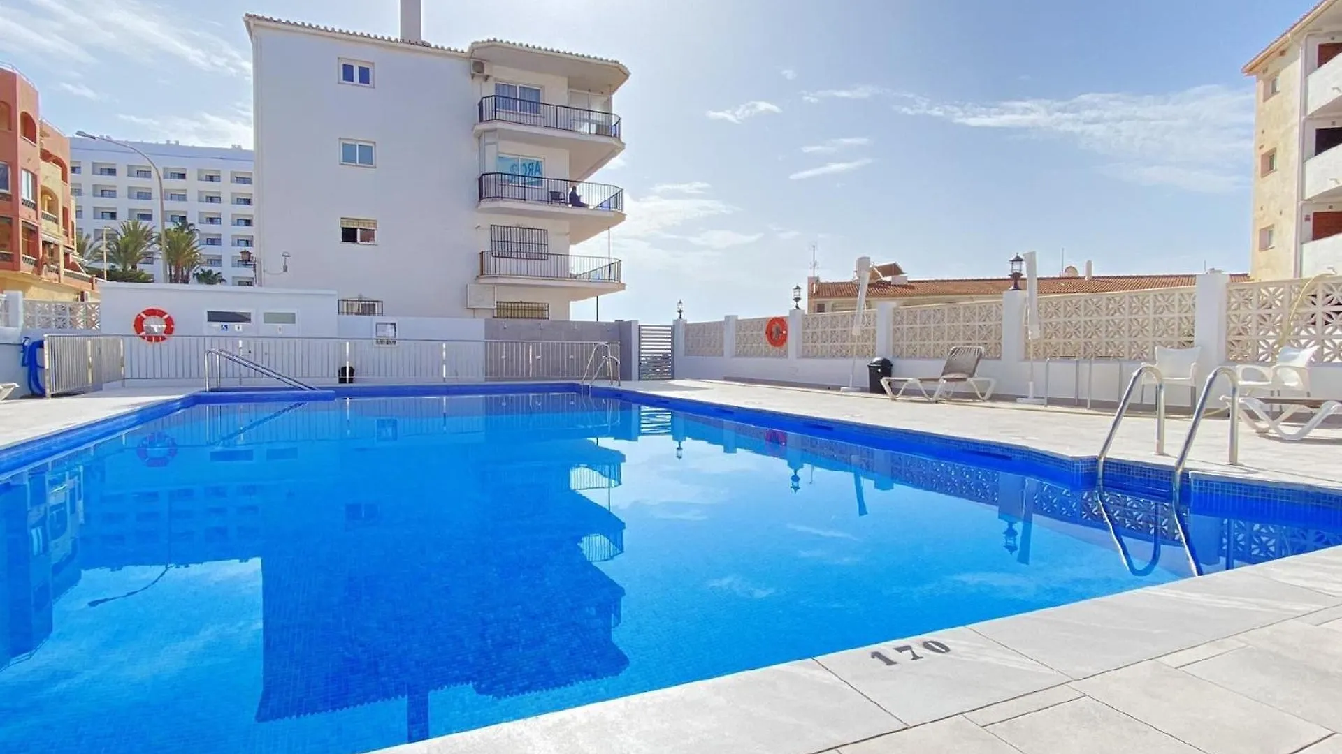 Ferienwohnung Fuer 2 Personen Ca 45 Qm In Nerja, Andalusien Costa Del Sol דירה נרחה